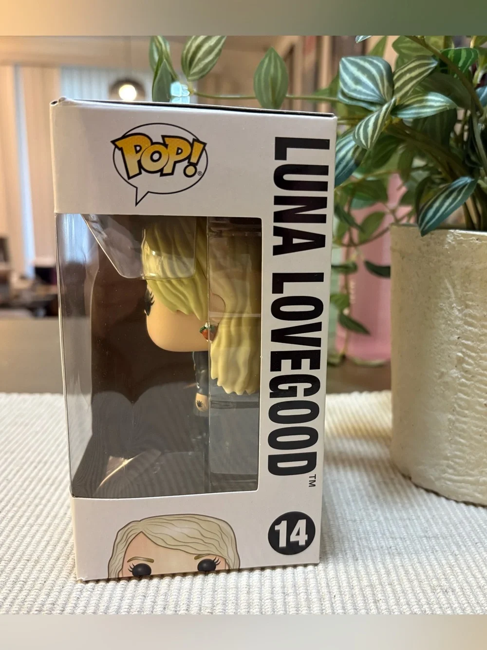 Funko Harry Potter Luna Lovegood Pop! Vinyl Figure – Blonde, Black, Gold #14